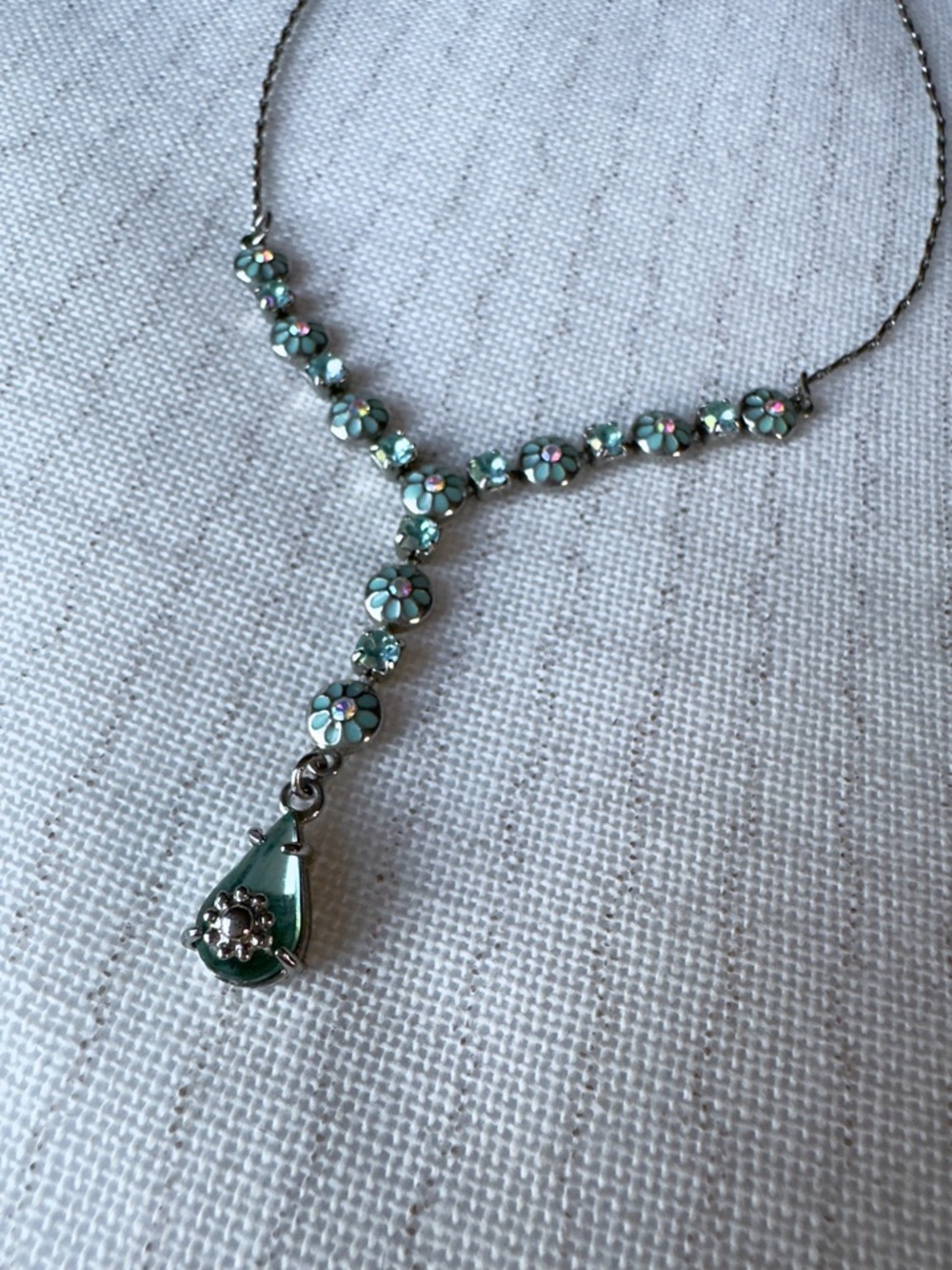 Avon Enamel Daisy Crystal Teardrop Necklace 1960s